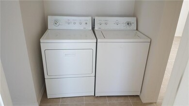 2635 Idalia Ave unit B, El Paso, TX 79930 - photo 7