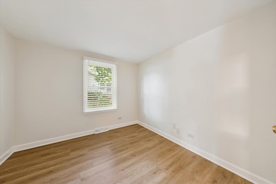 unlisted-address, Lisle, IL 60532 - photo 7