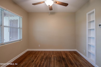 6568 Barmer Dr S, Jacksonville, FL 32210 - photo 5