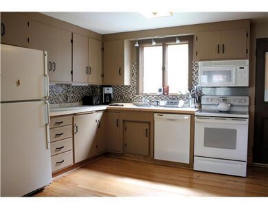 29 Bedell St, Portland, ME 04103 - photo 4