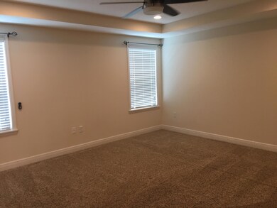 57056C06-A95E-4C5C-93C5-819EF4E40301