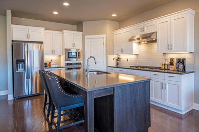 20882 SE Sunniberg Ln, Bend, OR 97702 - photo 5