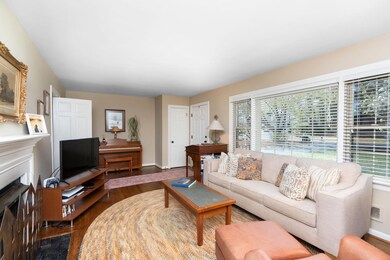 98 York Ave, Stuarts Draft, VA 24477 - photo 5