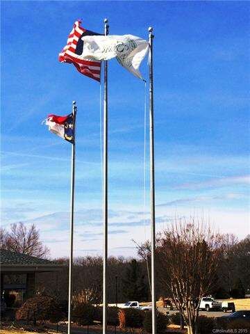 L437 Broadmoor Dr unit 437, Statesville, NC 28625 - photo 7