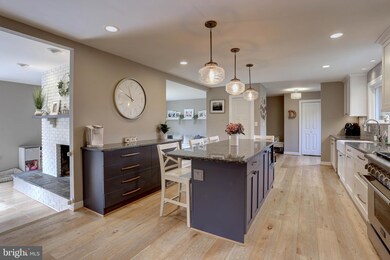 3991 Robin Hood Way, Sykesville, MD 21784 - photo 6