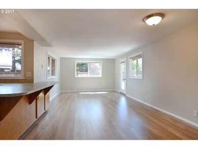 2742 Cheryl St, Eugene, OR 97408 - photo 7