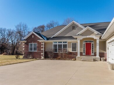 2933 Cornerstone Ct SE, Cedar Rapids, IA 52403 - photo 2