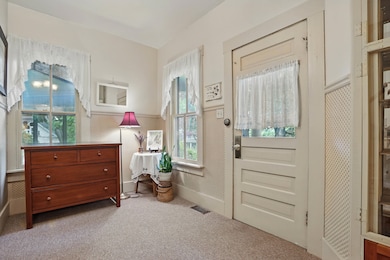 1221 mulberry ave-002