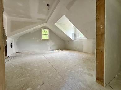 10261/2 Bridge St, Columbia, TN 38401 - photo 7