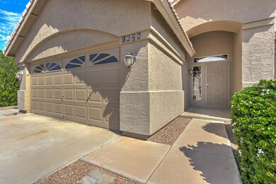 1628 E Golden Ln-6