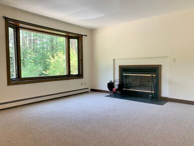 5 Pine Tree Ln, Hubbardston, MA 01452 - photo 2