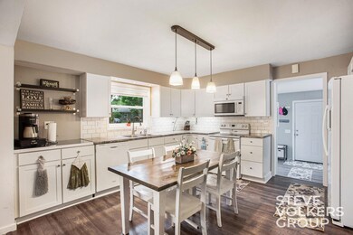 624 S Locust Street, Wayland
