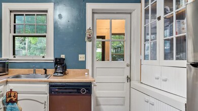 10 Prospect St, Great Barrington, MA 01230 - photo 6