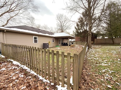 551 Old Peacock Rd, Paris, KY 40361 - photo 5