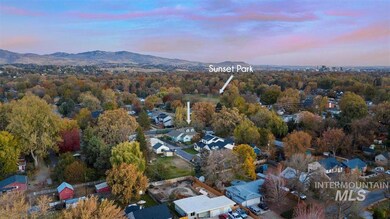 2805 N 36th St, Boise, ID 83703 - photo 2