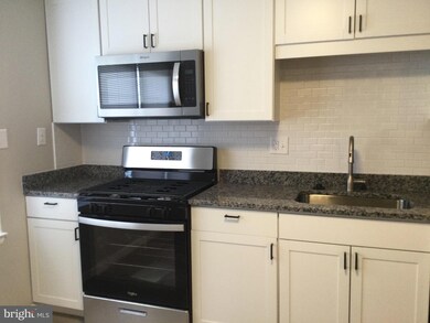 8570 Pioneer Dr, Severn, MD 21144 - photo 4