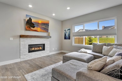 Living Room w/Fireplace