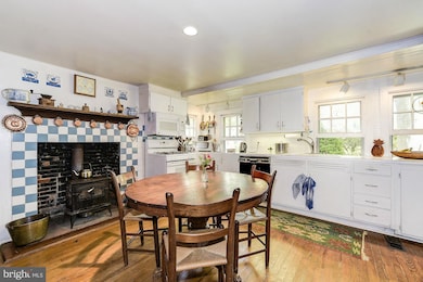 902 Cumberstone Rd, Harwood, MD 20776 - photo 6