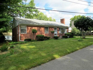 7 Richardson Dr, Johnston, RI 02919 - photo 3