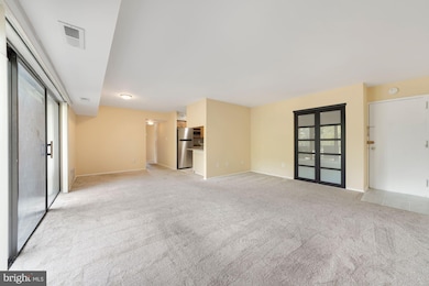 7857 Enola St unit 107, McLean, VA 22102 - photo 3