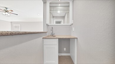 5756 Stuebner Airline Rd, Houston, TX 77091 - photo 6