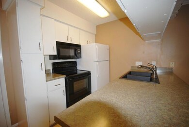 The Pointe unit 11, Austin, TX 78705 - photo 2