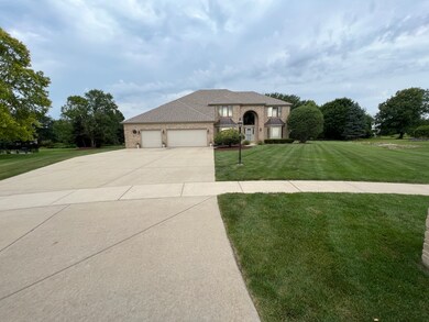 10636 S Bridle Path Ct, Naperville, IL 60564 - photo 4
