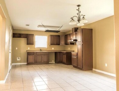 1812 N Yellow Brick Rd, Pharr, TX 78577 - photo 5