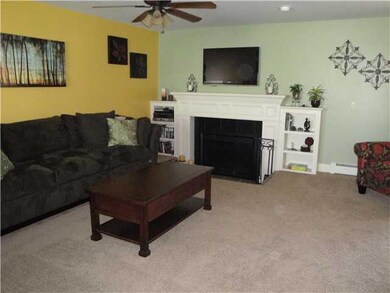 Living Room Frieze Carpeting Replaced in 2011, Sit