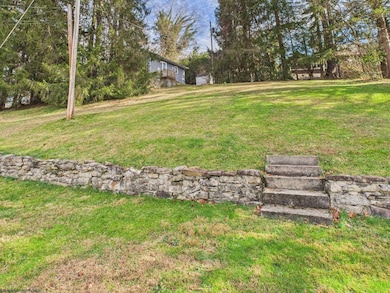 1130 S Park Dr, Fairmont, WV 26554 - photo 4