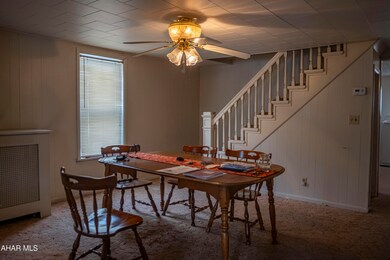 5-Dining