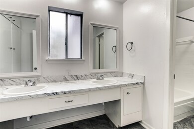 2322 Dunlavy St unit 4, Houston, TX 77006 - photo 5