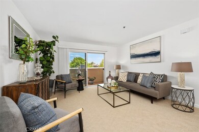 Country Club Condominiums unit 338, Sherman Oaks, CA 91403 - photo 2