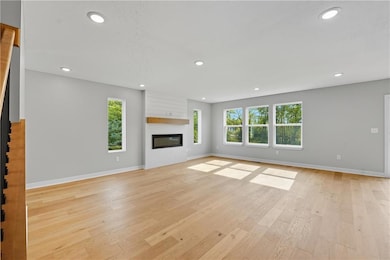 701 Glenn Cir, Raymore, MO 64083 - photo 6