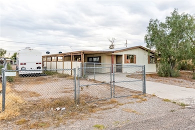 5708 S Loop Ln, Fort Mohave, AZ 86426 - photo 2