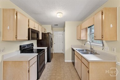 2512 Nordeoff Ct, Hinesville, GA 31313 - photo 4