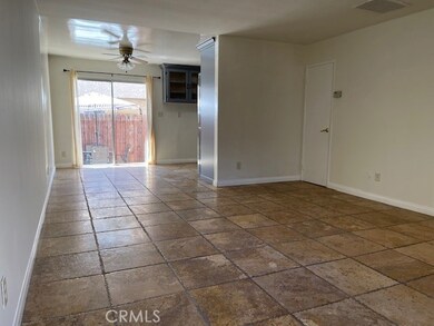 17135 Roscoe Blvd unit 4, Northridge, CA 91325 - photo 5