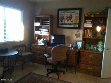 Jamie den office