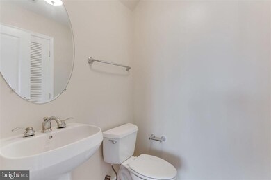 9244 Cascade Falls Dr, Bristow, VA 20136 - photo 6