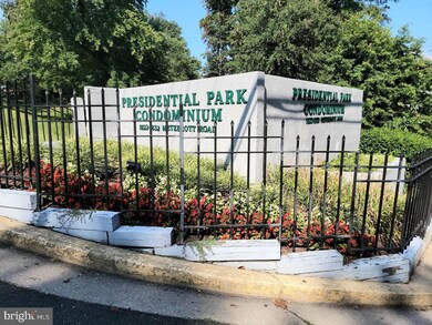 1822 Metzerott Rd unit 105, Adelphi, MD 20783 - photo 2