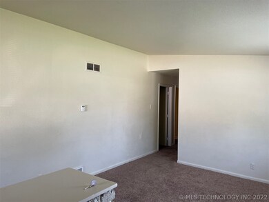 255 E 54th Place N, Tulsa, OK 74126 - photo 4