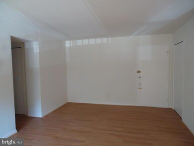 5851 Quantrell Ave unit 101, Alexandria, VA 22312 - photo 5