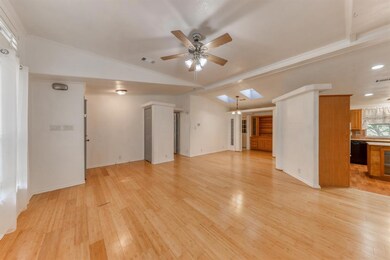 370 Kelly Brook Cir, Weatherford, TX 76087 - photo 5