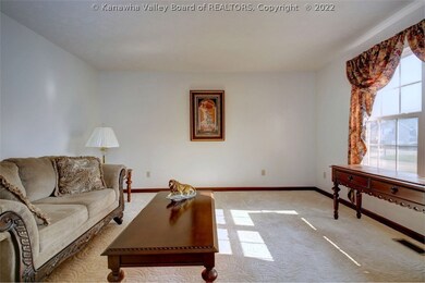 205 Frazier Way, Scott Depot, WV 25560 - photo 7