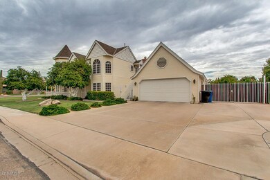 Separate 2.5 garage