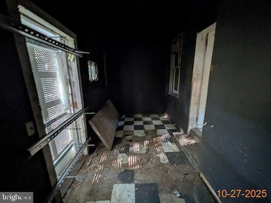 936 Mechanic St, Camden, NJ 08104 - photo 5