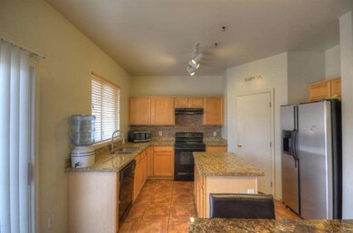 Kitchen (2)