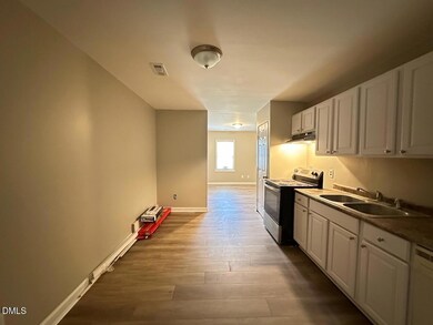 1113 Upchurch St unit A, Raleigh, NC 27610 - photo 7