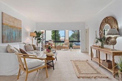 10-web-or-mls-01 - Living Room