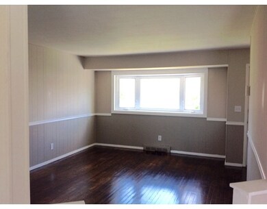 49 Hamilton St, Springfield, MA 01119 - photo 3